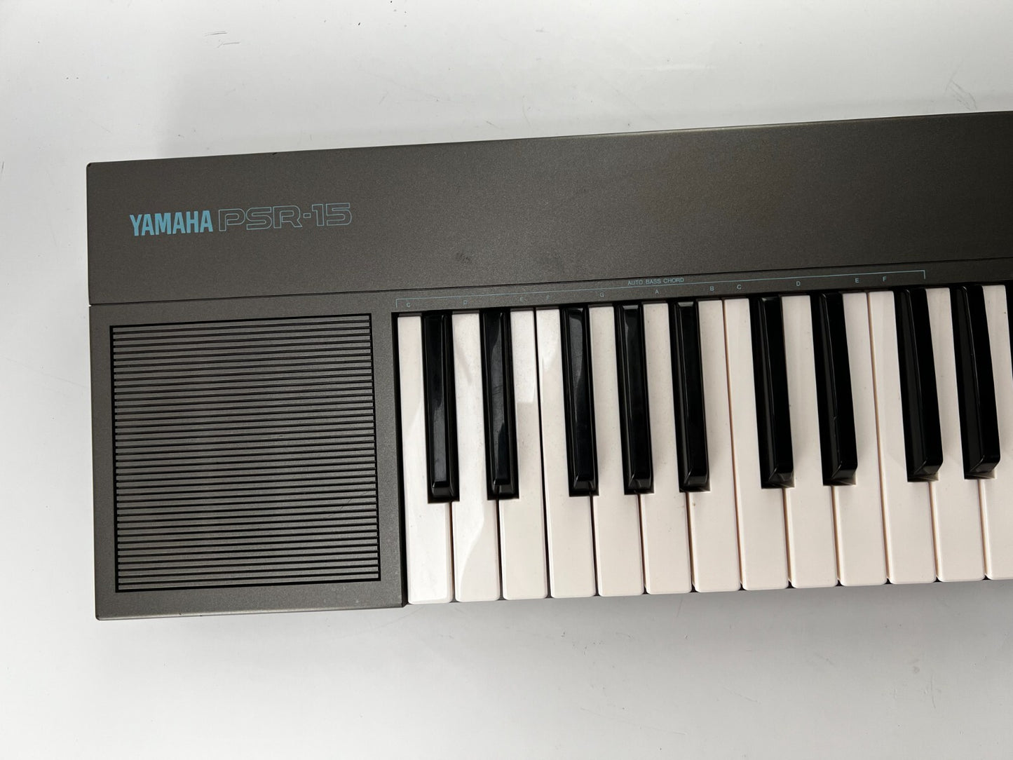 Yamaha PSR-15 - Electronic Keyboard