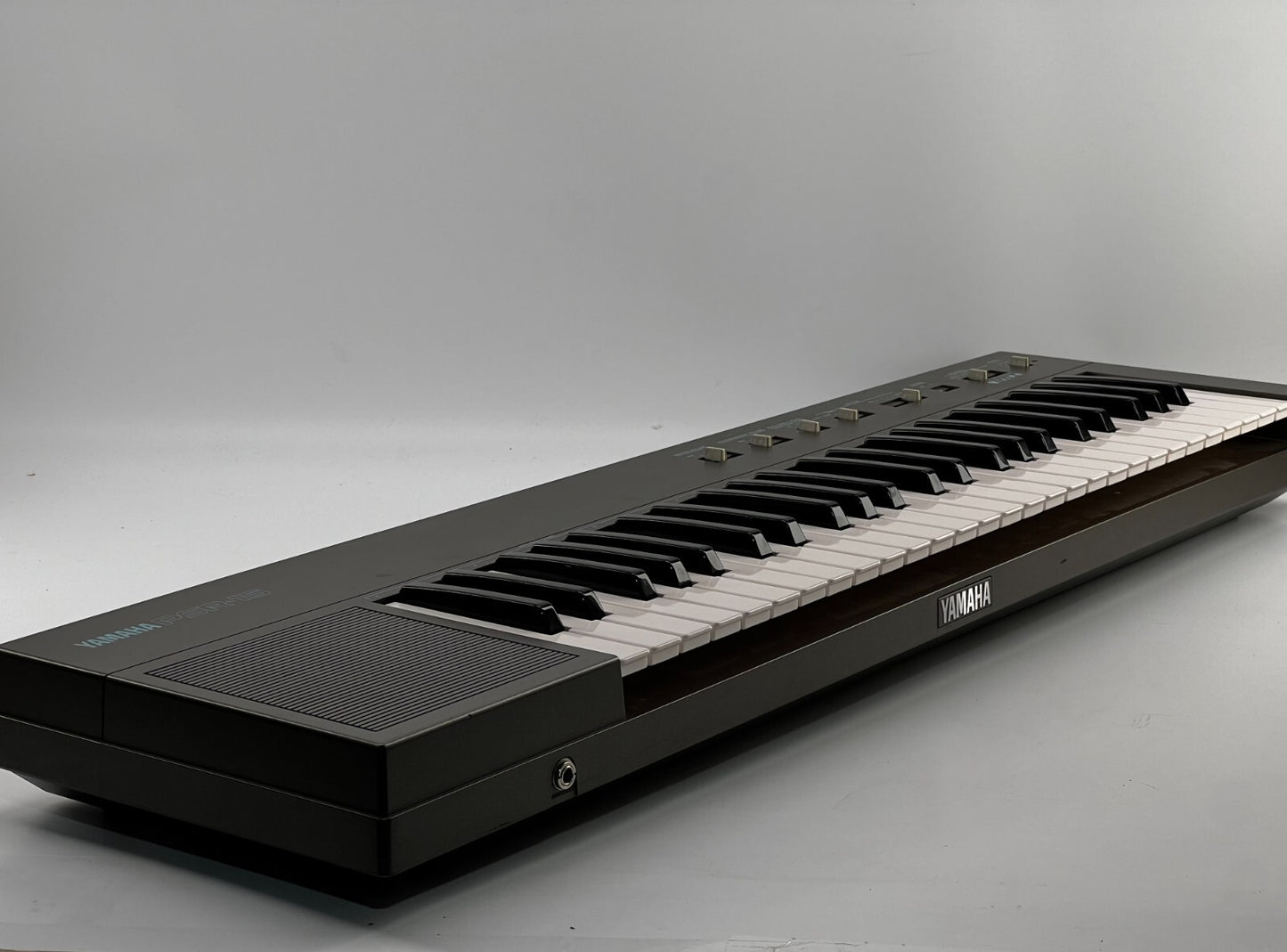 Yamaha PSR-15 - Electronic Keyboard