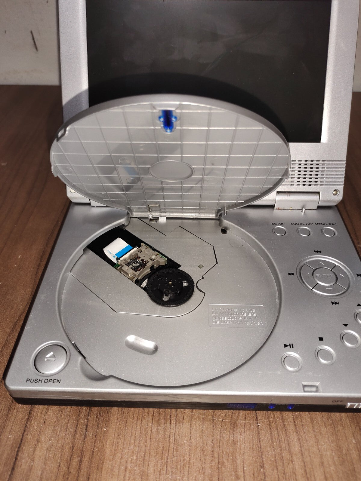 MPIO Portable Media Player - MPIO-1700PDVX - CD Player with Display