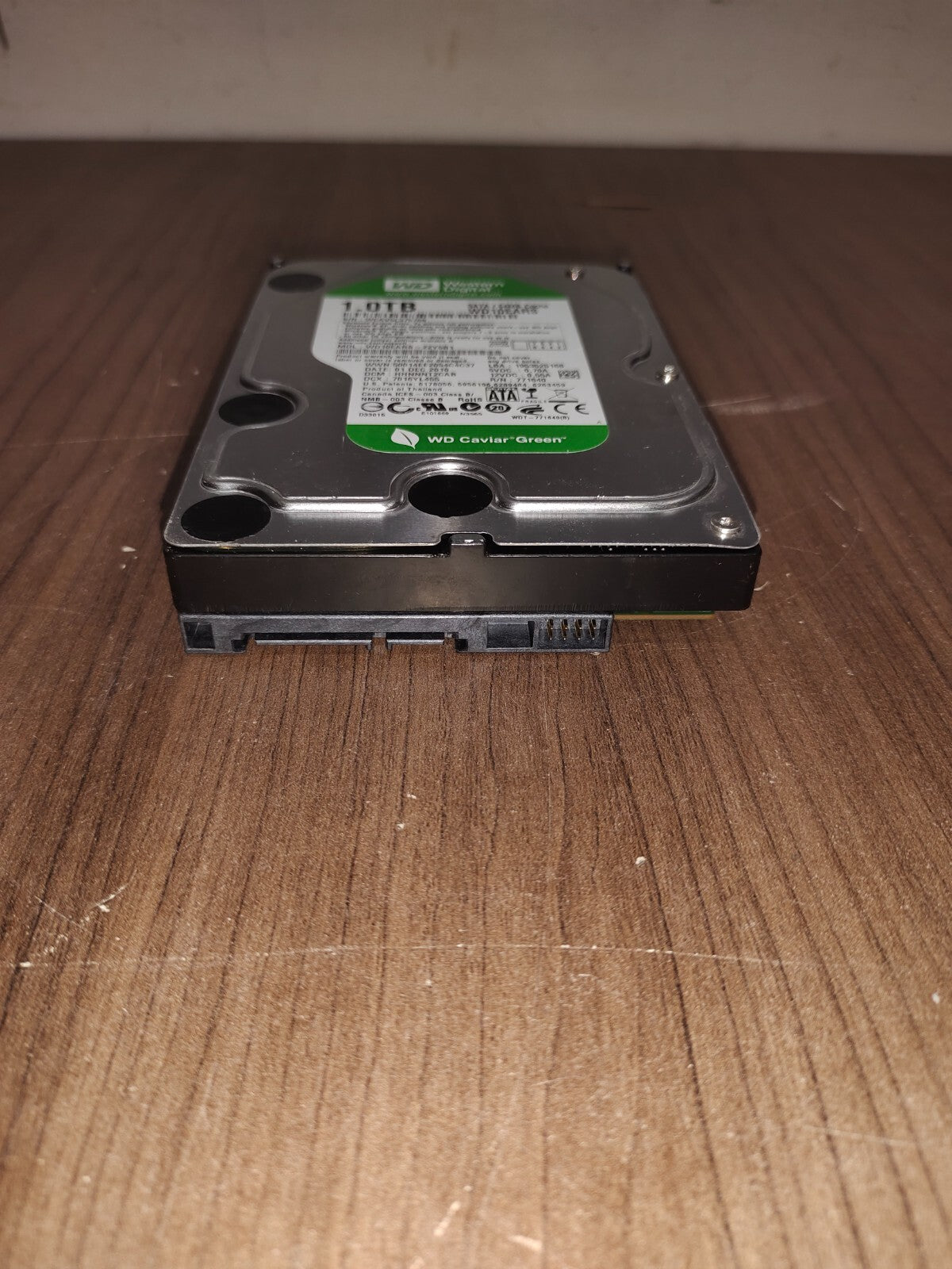 Western Digital WD10EARS - 1.0TB SATA Hard Drive 64MB Cache - WD10EARS-22Y5B1