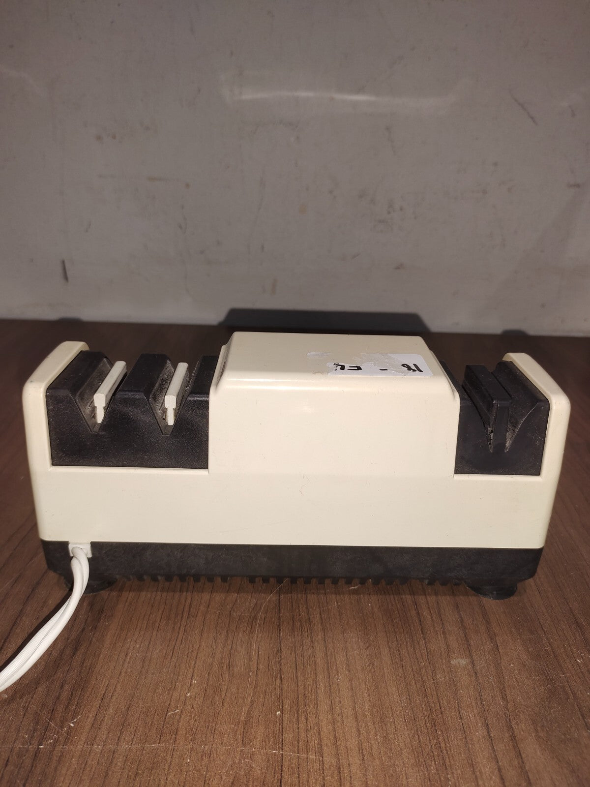 Chef's Choice Professional Knife Sharpener Model 110 Diamond Hone Sharpener Box