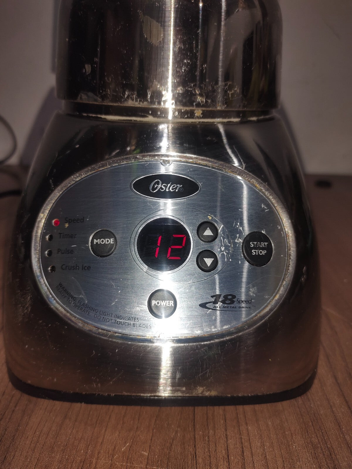 Oster Blender Digital Touch Pad 18 Speed Glass Jar All Metal - 6891
