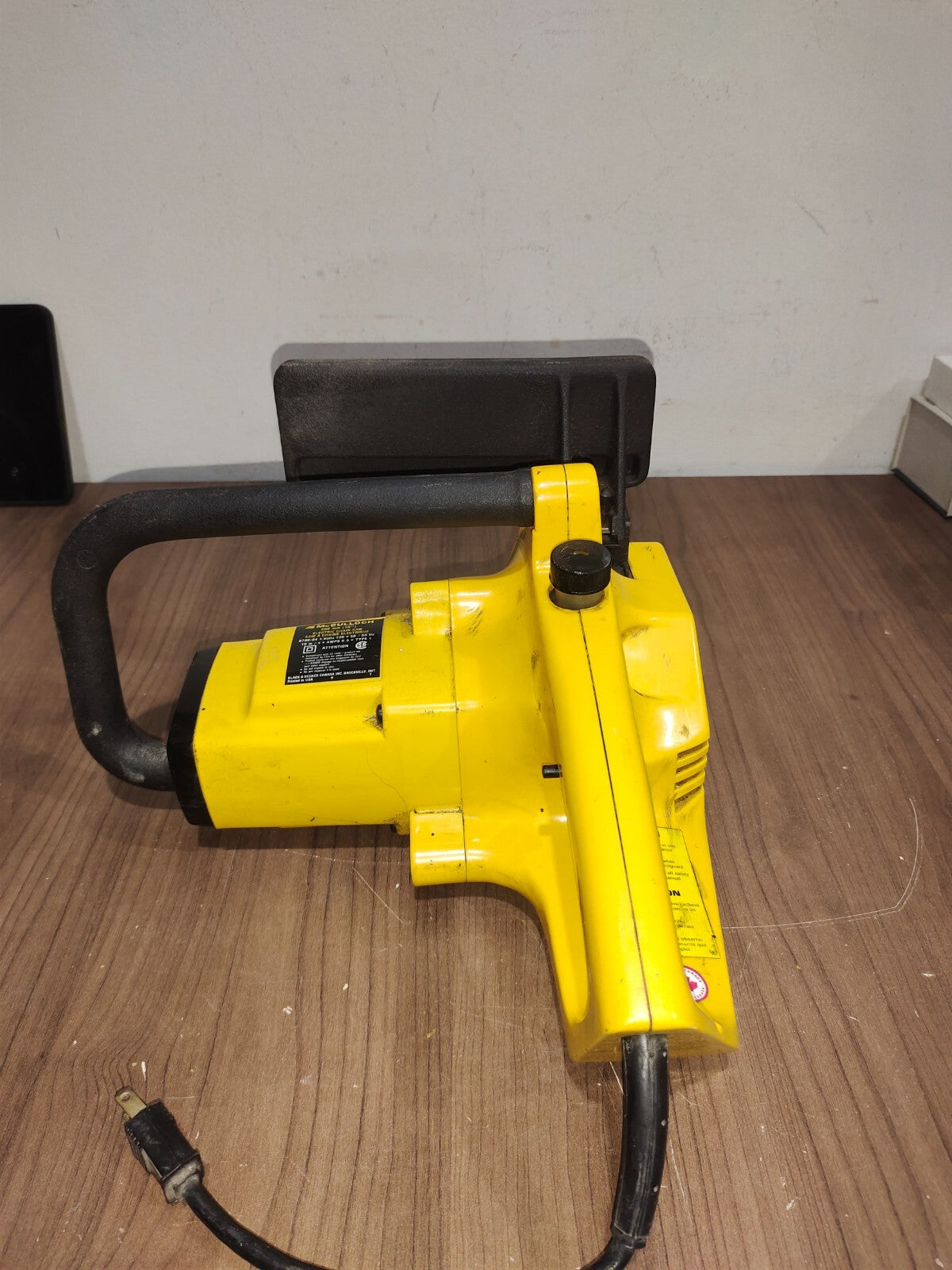 McCulloch 10'' Electric Chain Saw - 5780-04 120V - 50/60Hz
