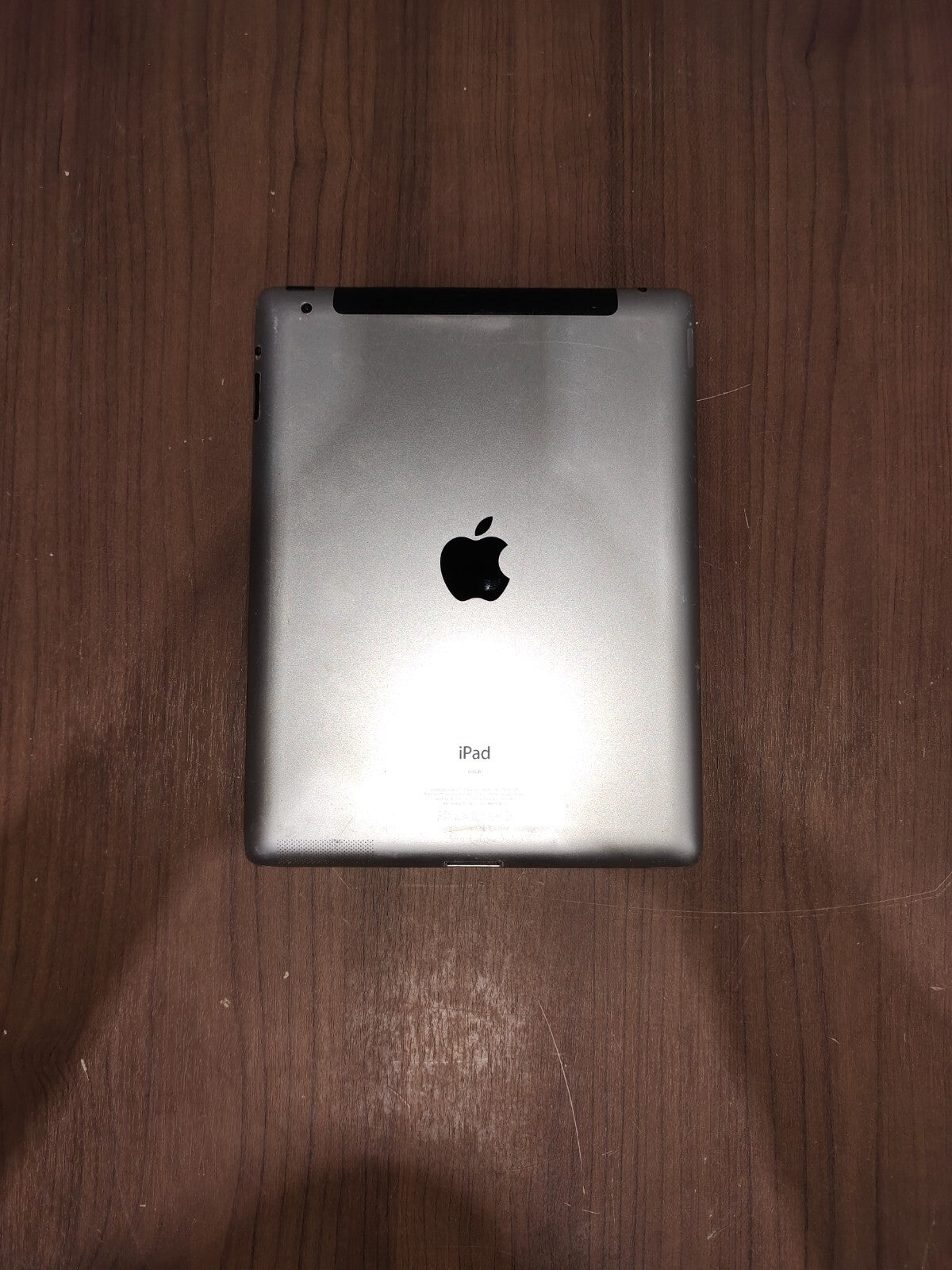 Apple iPad Gen 2 - A1396 - 64Gb - WiFi - 9.7 inch - Silver - Untested