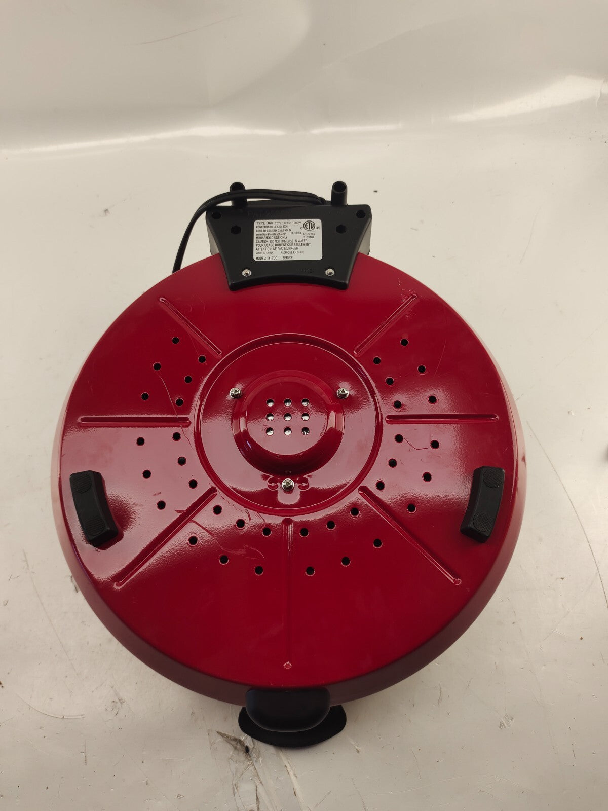 Pizza Maker Beach Hamilton Enclosed Oven Model Rotating Red Electric Cooker