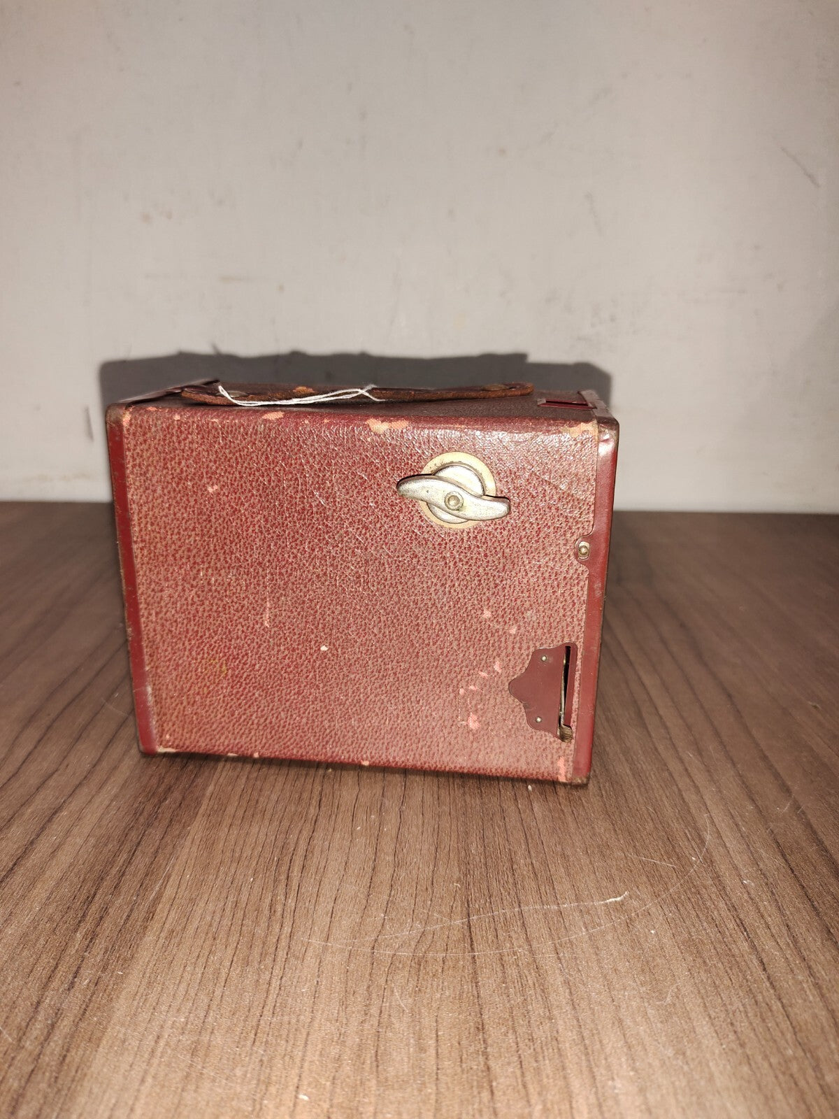 1910 AGFA ANSCO Red Box 4x6.5cm 127 rollfilm Dollar Camera Burgundy Kiddie