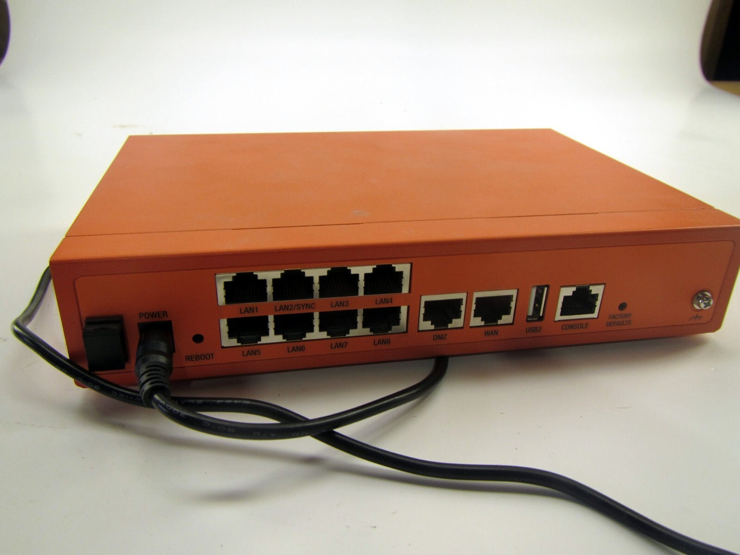 Check Point L-50W Router/Firewall WIFI N and 8 Port Switch