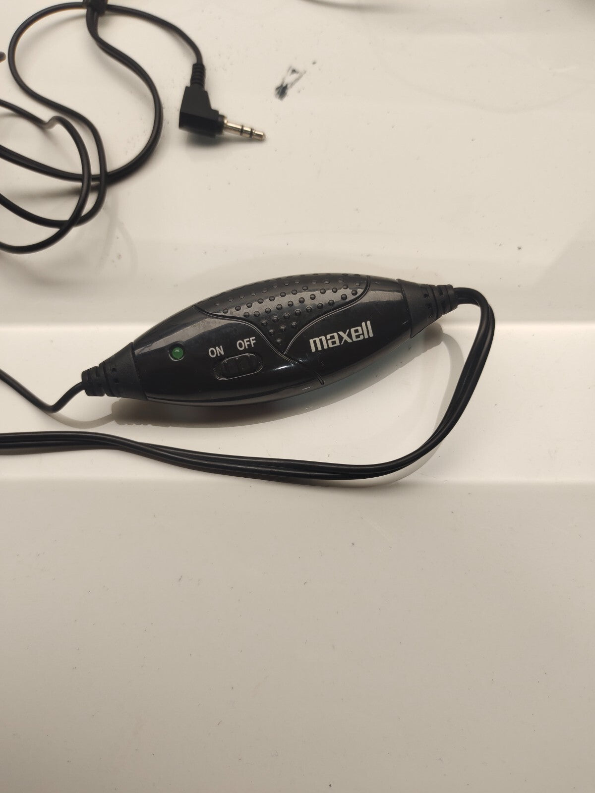 Maxell Lightweight Audio Headphones On Ear