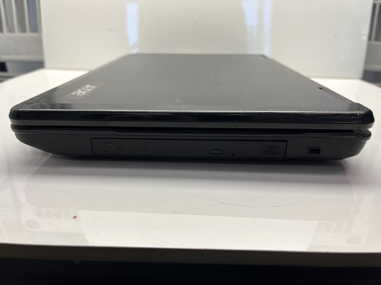 Acer Aspire S517 Laptop Athlon 64 TF-20 FOR PARTS