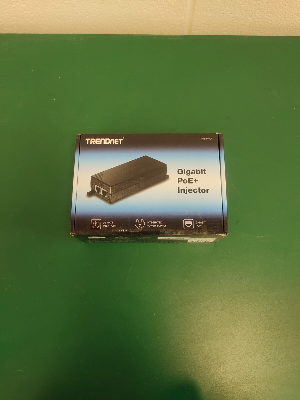 TRENDnet Gigabit Power Over Ethernet Plus Injector, PoE+ (30W)