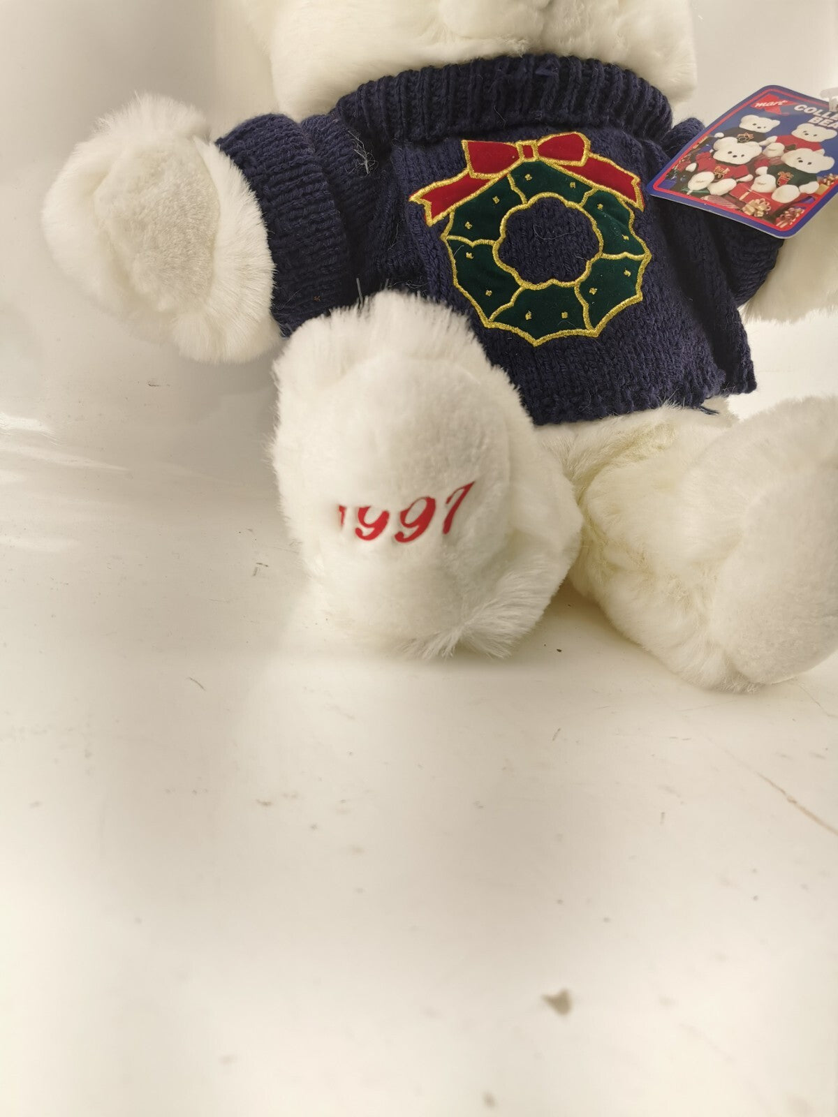 1997 Main Joy White Teddy Bear Holiday Wreath 19" Plush Soft Toy Stuffed Animal