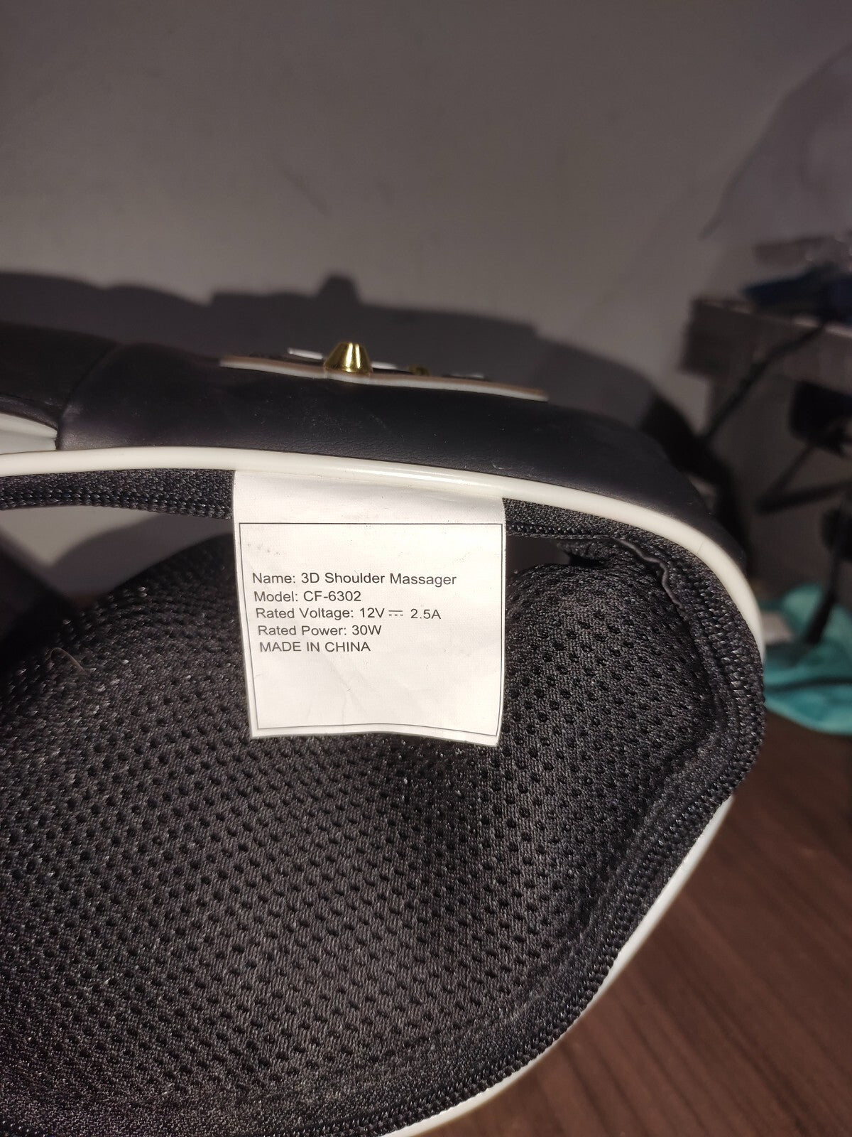 3D Shoulder Back Massager Pillow with Heat Deep Kneading for Shoulder - CF-6302