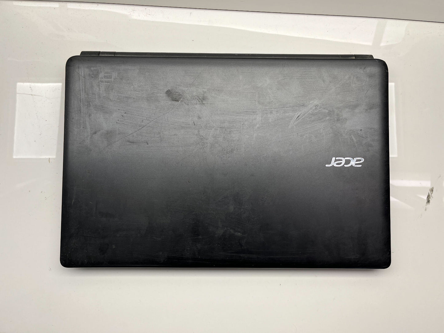 Acer Aspire E1-532-497 FOR PARTS
