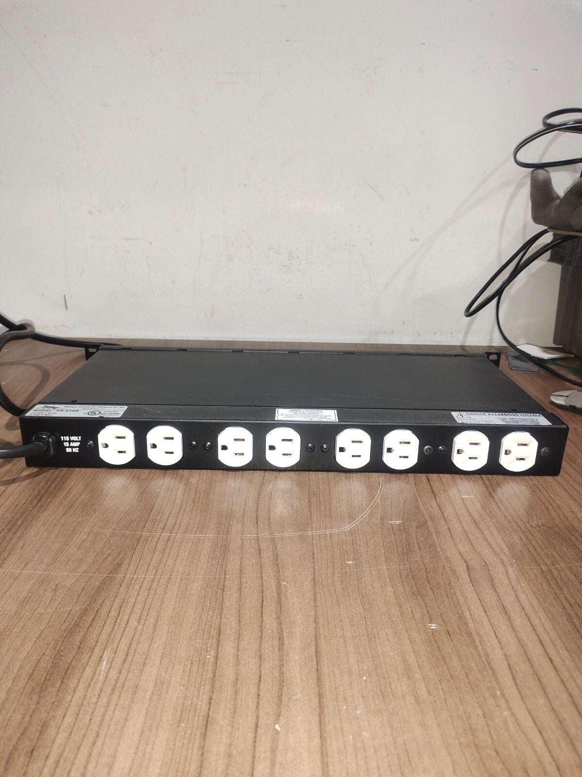 Middle Atlantic Products PD-915R-PL 15 Amp 9 Outlet Surge Protection Power Strip