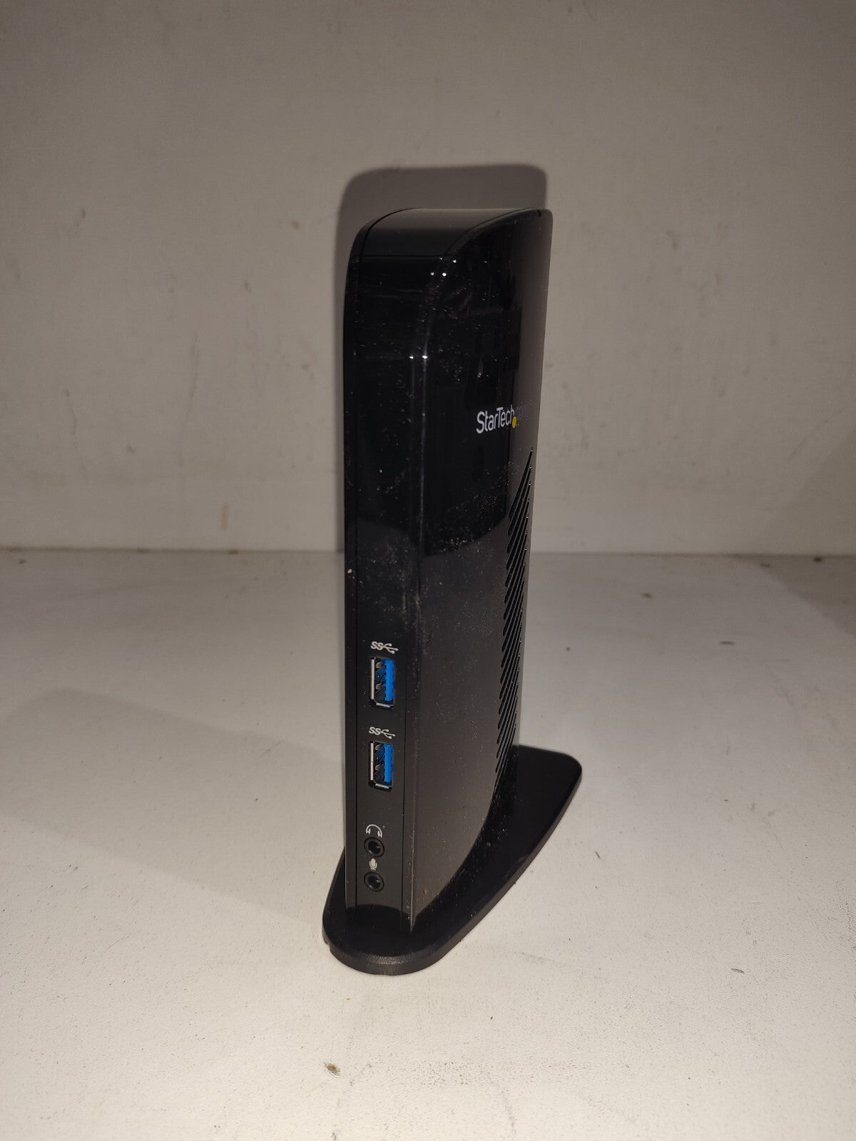 StarTech.com Dual Monitor USB 3.0 Laptop Docking Station USB3SDOCKHD W/o Cord