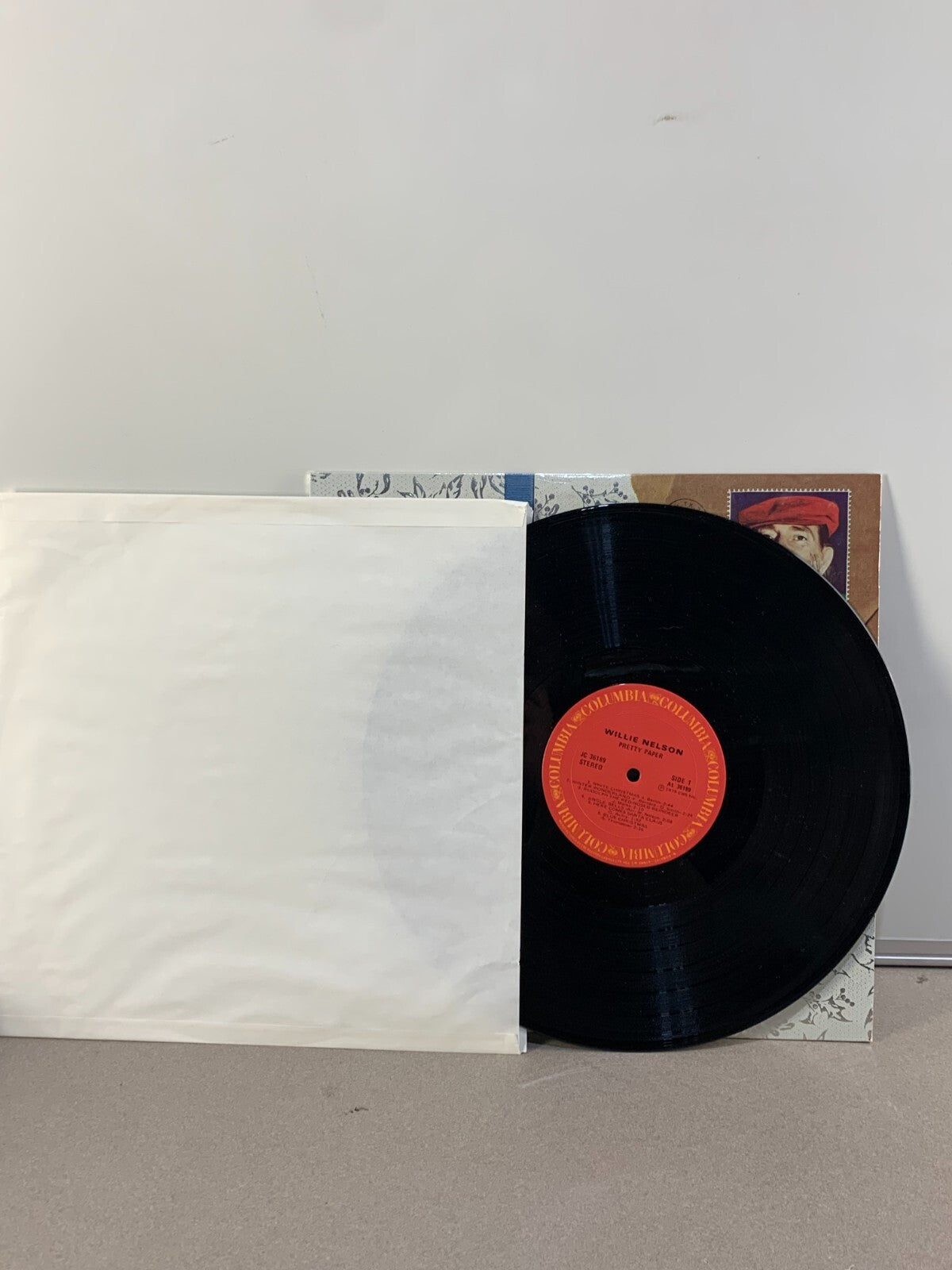 Willie Nelson – Pretty Paper - LP Columbia JC 36189 Holiday Country Vinyl