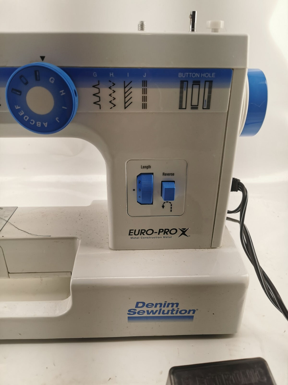Euro-Pro X Solid Metal Construction Sewing Machine Model EP380