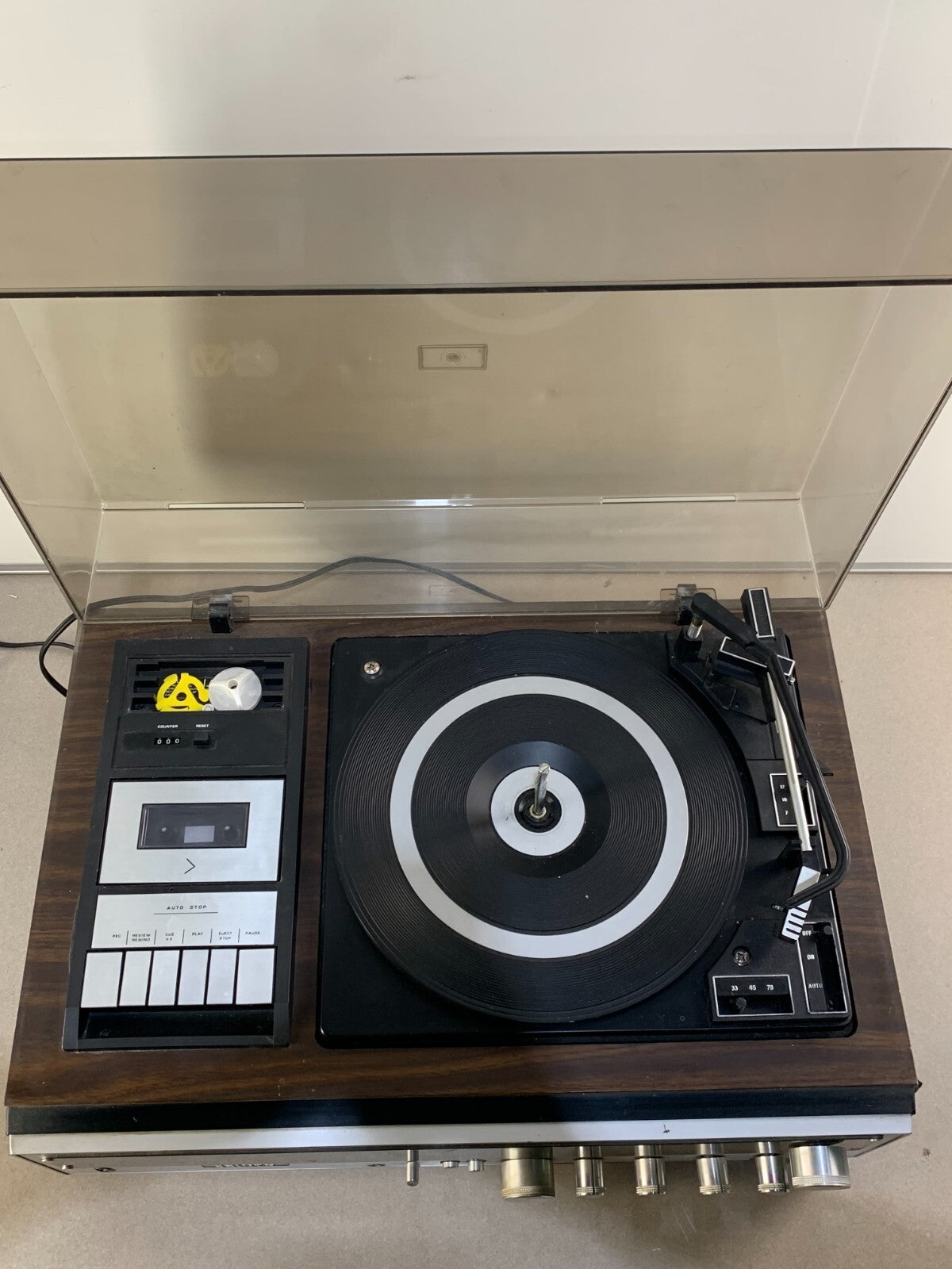 1981 ZENITH IS-4031 Integrated Stereo System TURNTABLE w/CASSETTE- Vintage!