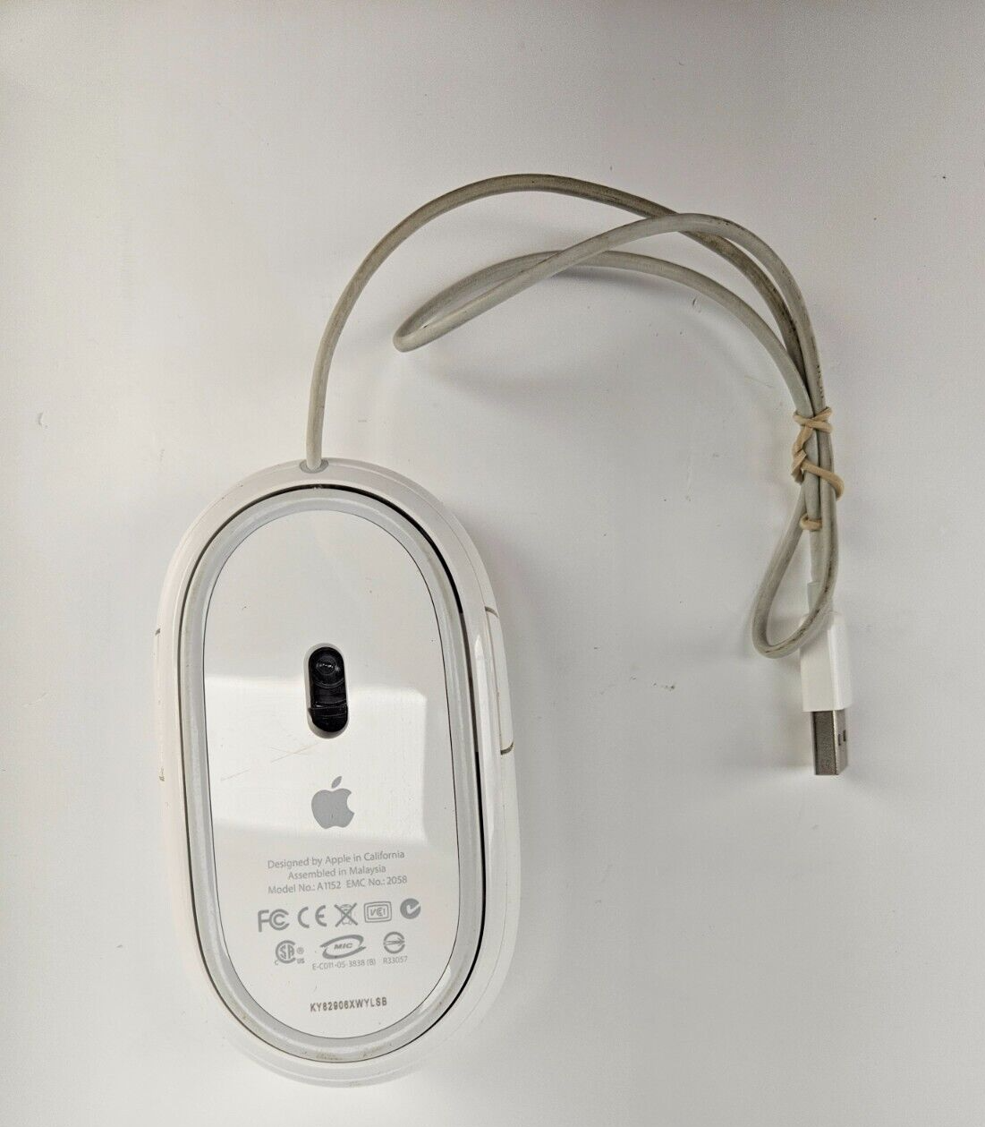 Apple A1152 White Mouse USB Wired Optical Mouse Genuine OEM