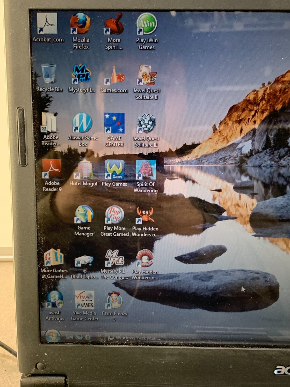 Acer Aspire 1640 Series, Intel Centrino Laptop, Windows 7, No battery