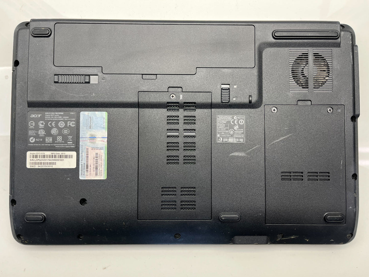 Acer Aspire S517 Laptop Athlon 64 TF-20 FOR PARTS