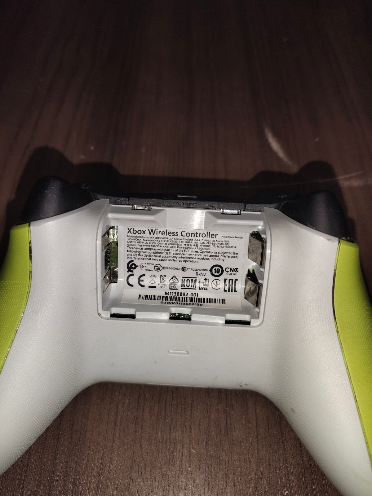 Xbox One Wireless Controller 1914 Neon Green Electric Volt