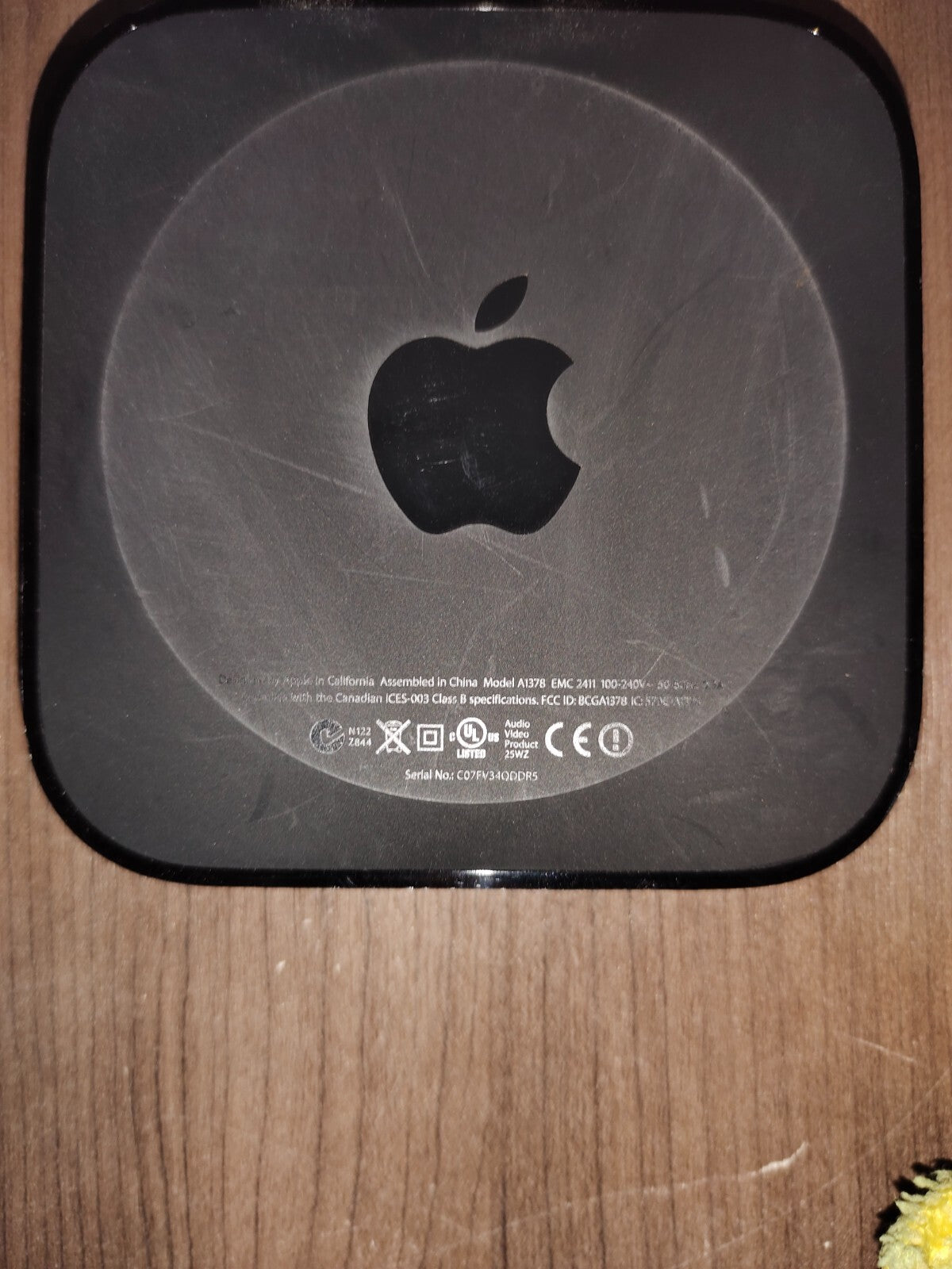 Apple TV 2nd Generation 8GB Media Streamer - A1378