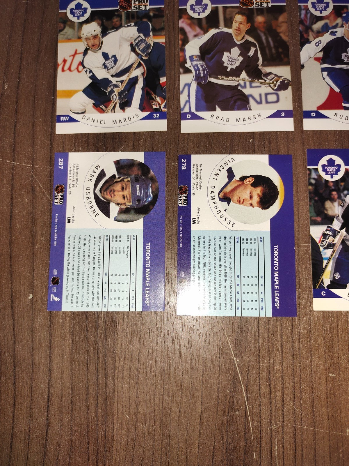 Rare Collectible NHL - Toronto Maple Leafs Cards PRO-SET - Set of 16 Cards