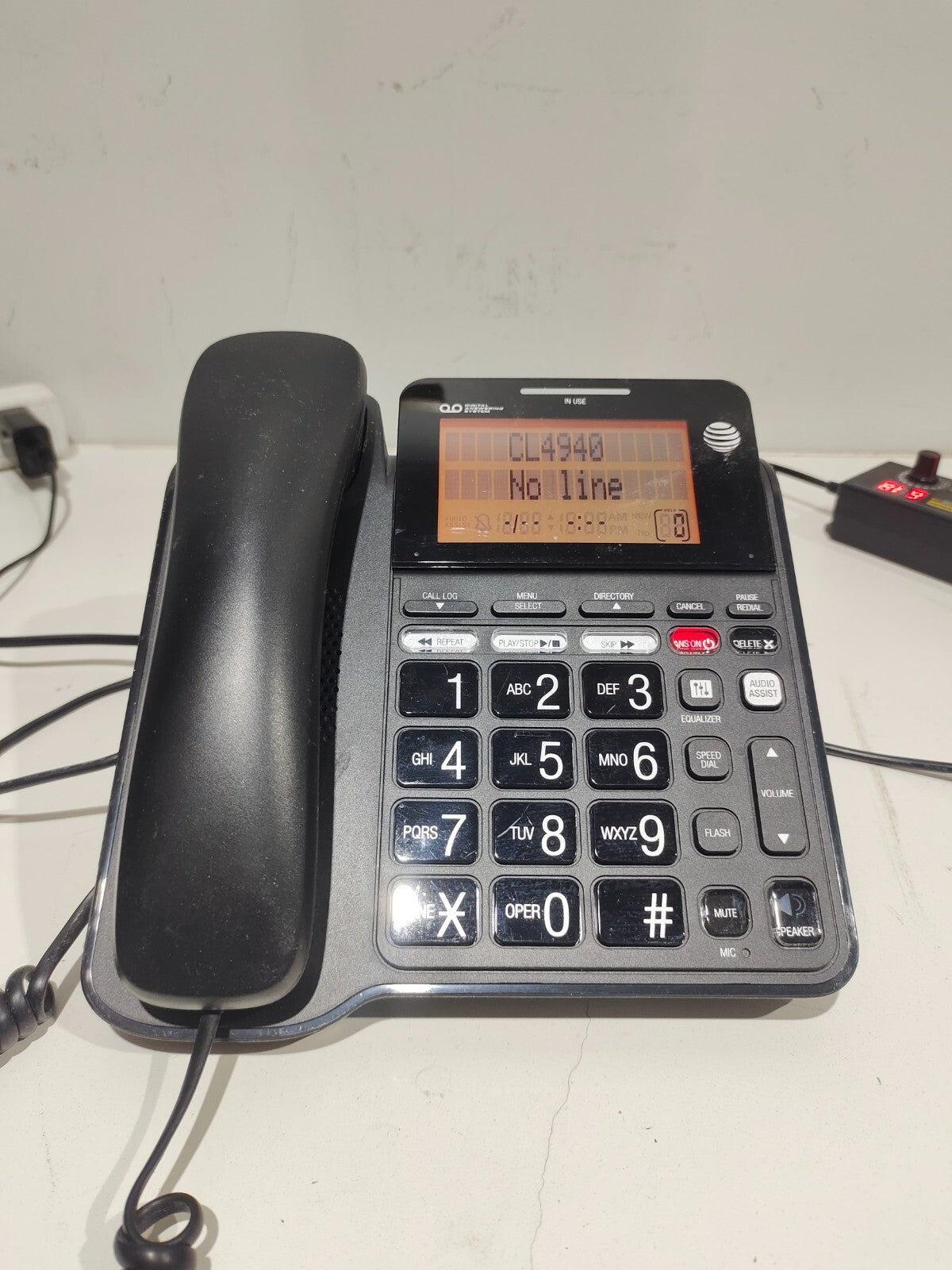 AT&T CL4940 Single Line Corded phone - Black