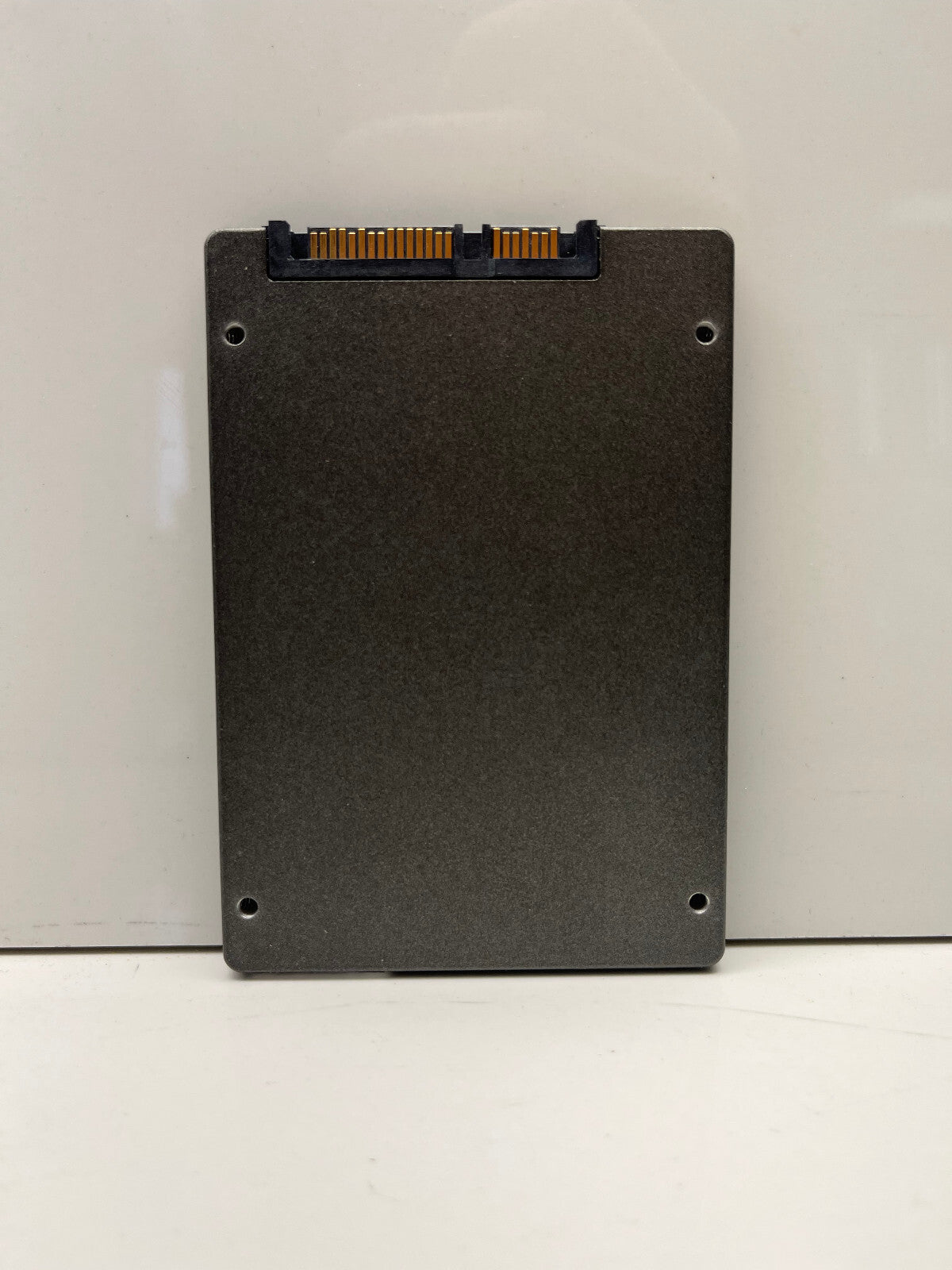 128GB Micron RealSSD P400e SATA 2.5" Solid State Drive IBM FRU 90Y8649 System X