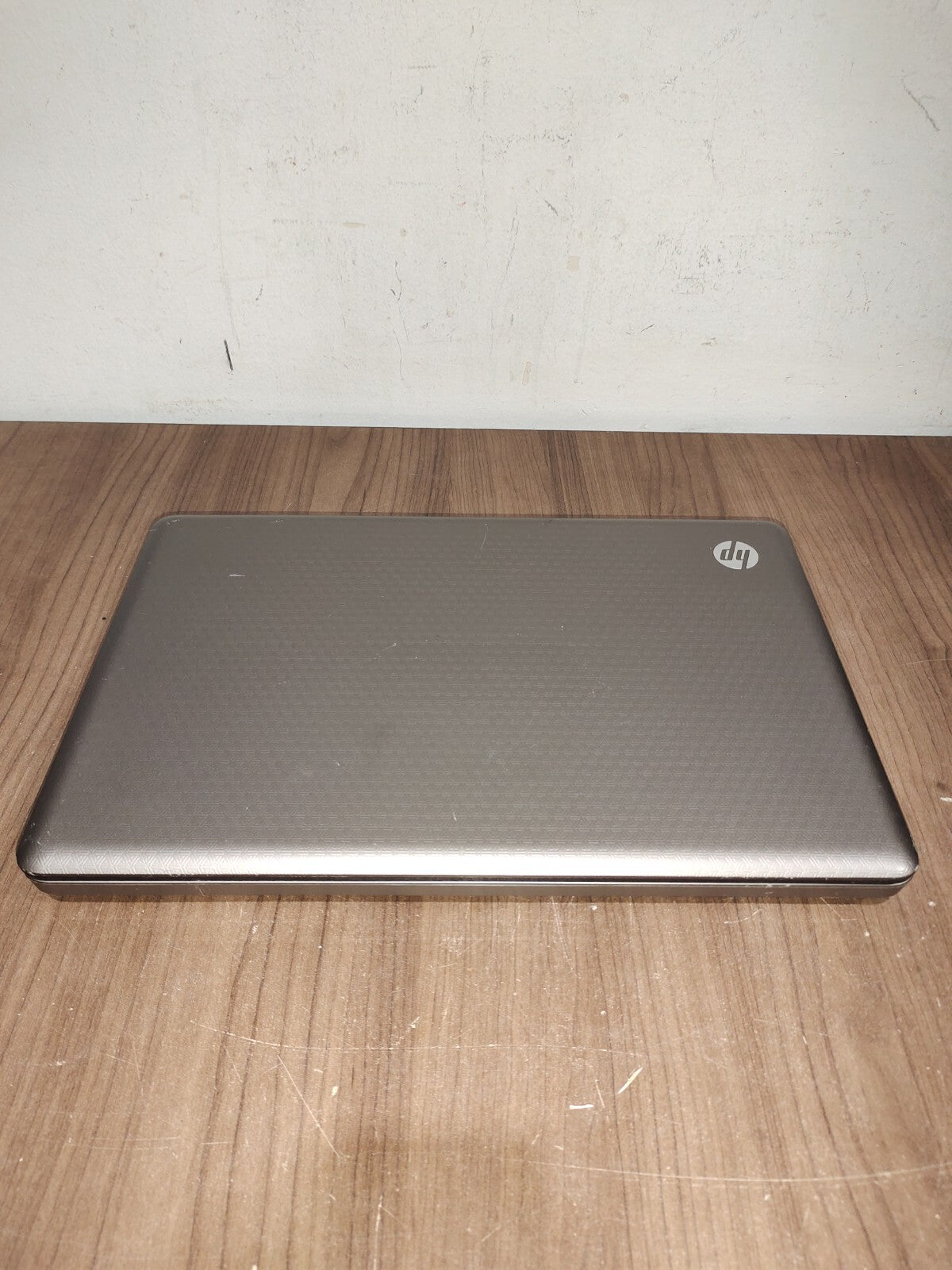 HP G62-320CA Intel Pentium Dual-Core T4500 2.3GHz 3 GB