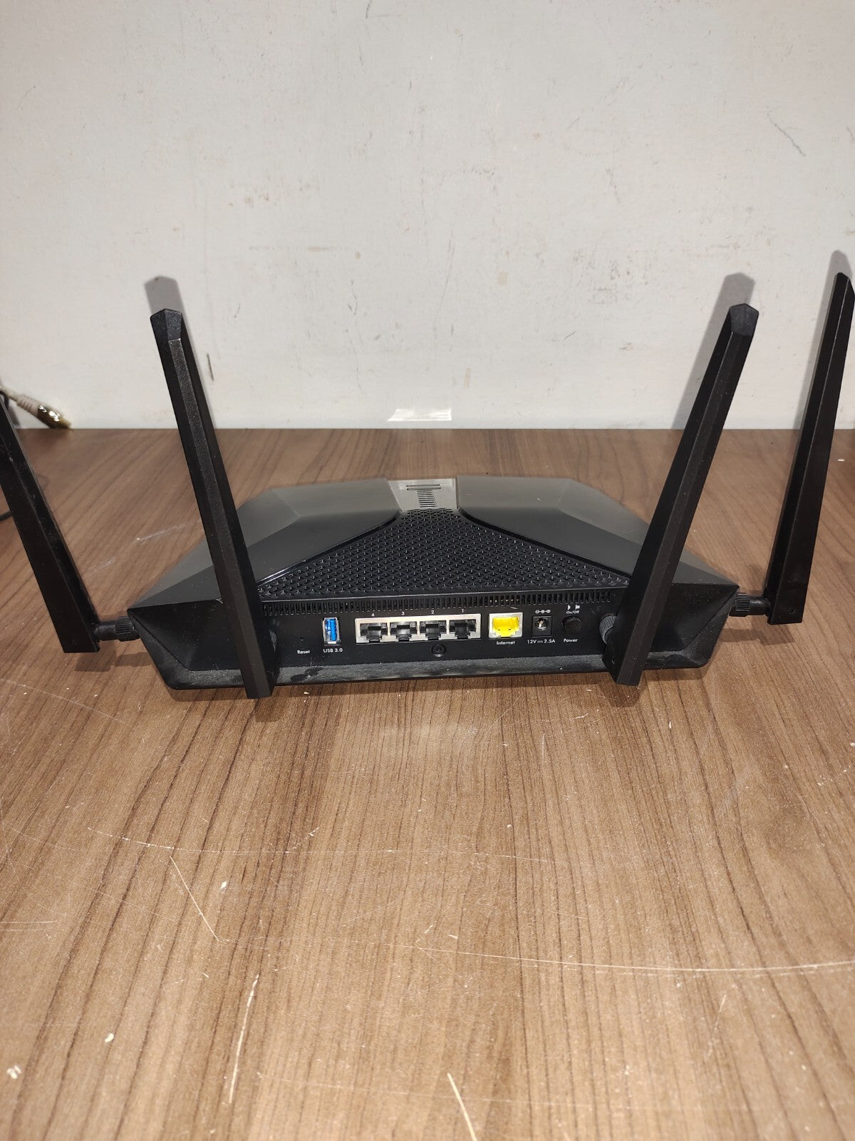 NETGEAR Nighthawk AX6 RAX45 Dual-Band Wi-Fi 6 Router