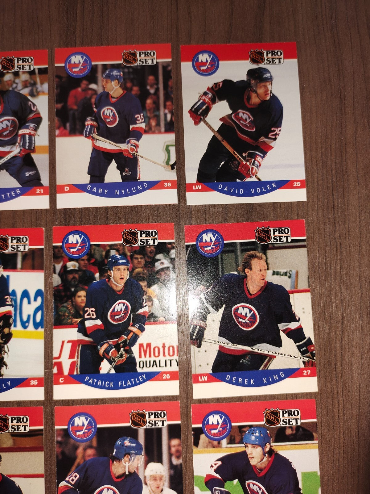 Rare Collectible NHL - New York Islanders Cards PRO-SET - Set of 16 Cards