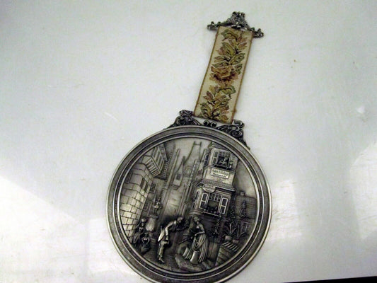 Vintage Schwaben Zinn Collector Tin Medallion - German Collectible Keepsake