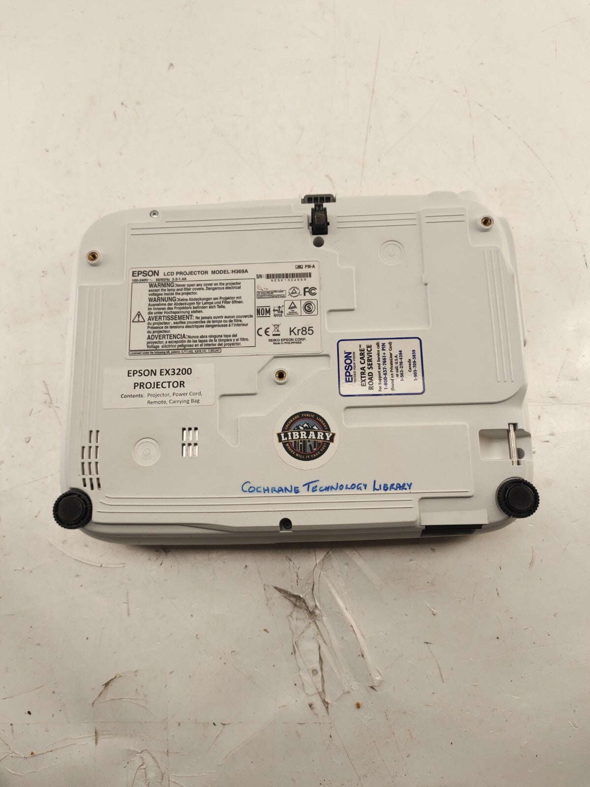 Epson LCD Projector Model H369A - Tint Yellow Bulb Needs Replacement