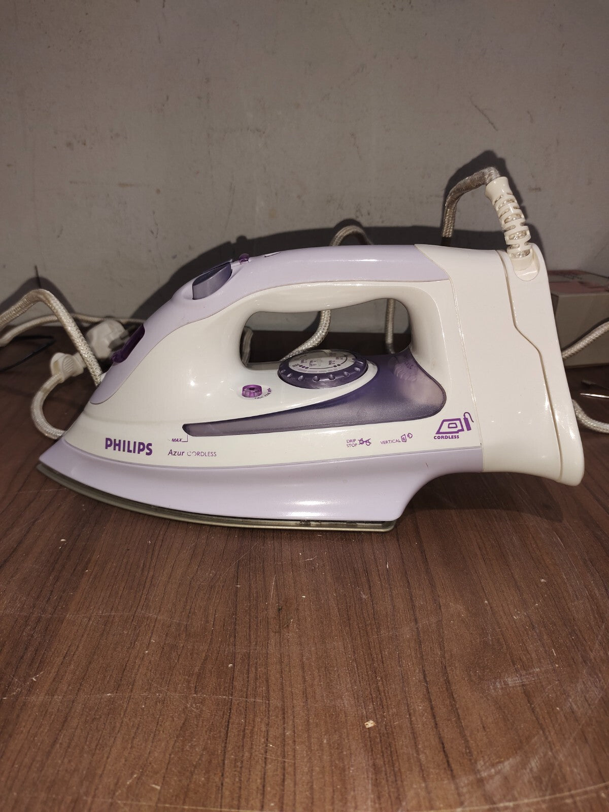 Philips Azur Cordless 2-in-1 Steam Iron