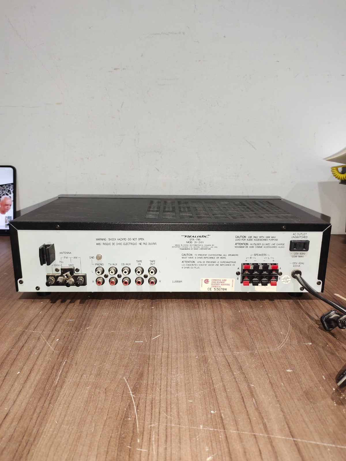 Realistic STA-795 Digital Synthesized AM/FM Stereo Receiver