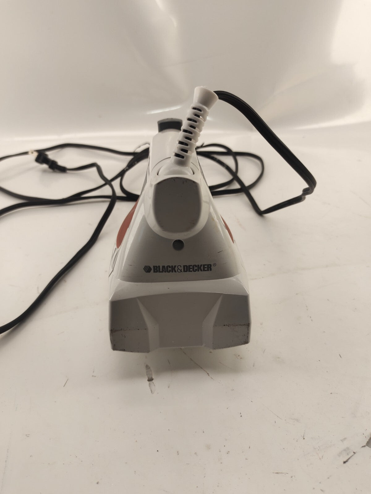 BLACK+DECKER Light 'N Easy Steam Compact Iron