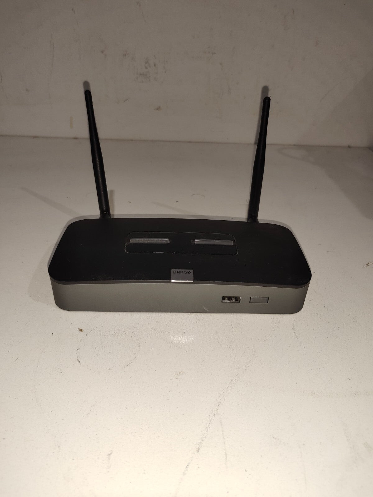 Barco ClickShare R9861008 Wireless Presentation System