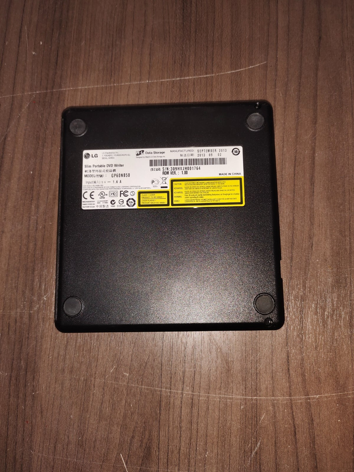 LG GP60NB50 UltraSlim Portable External 8x DVD Writer USB Black