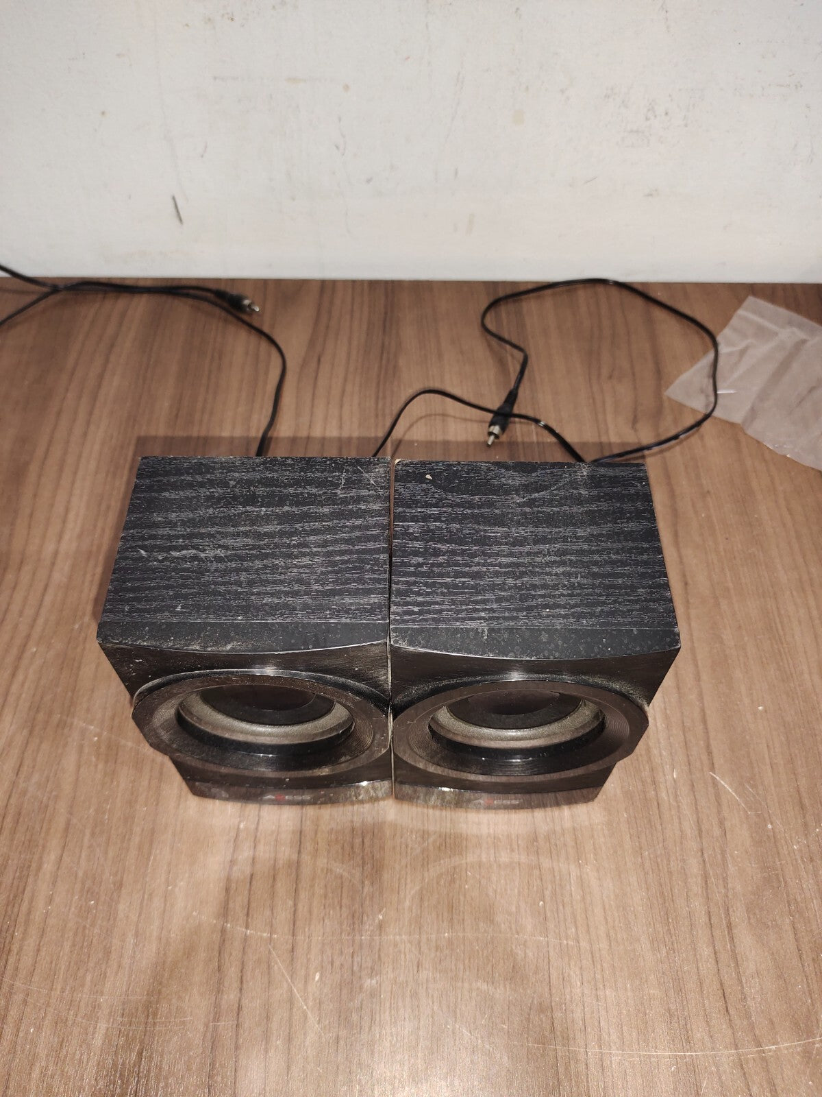 Axess MSBT3907 Mini Entertainment System Speakers