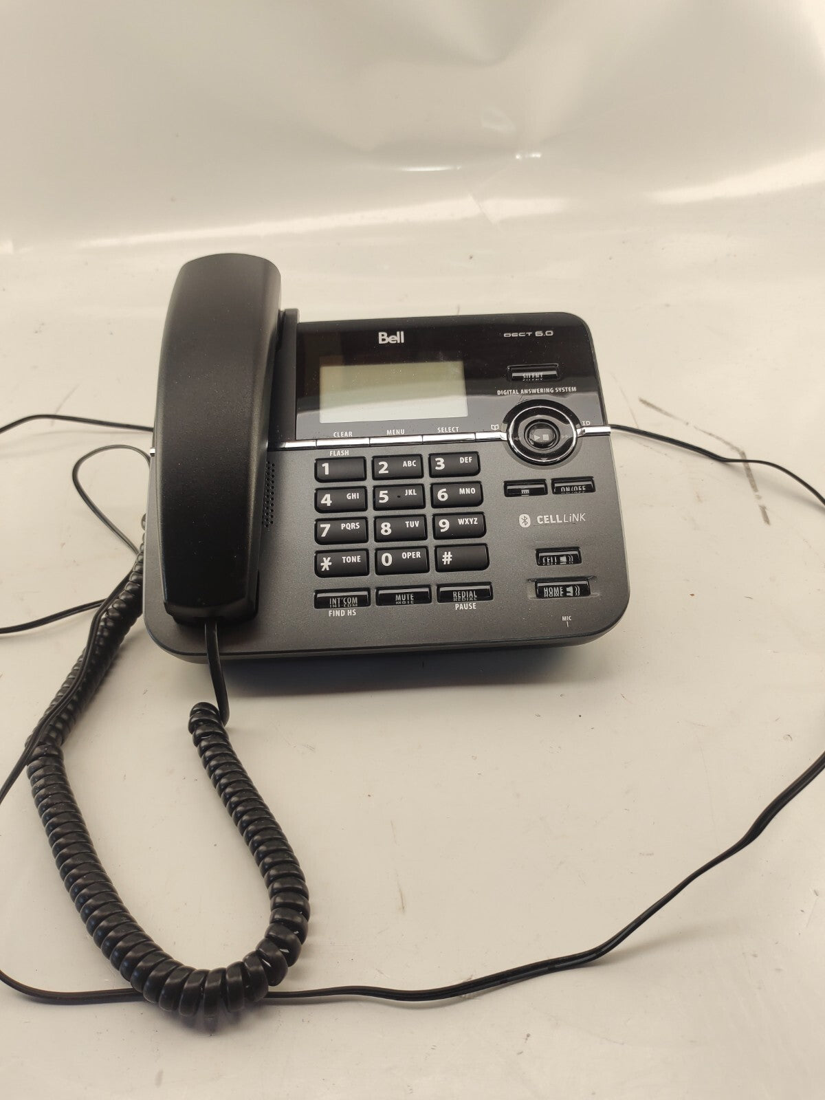 Bell DECT6.0 Phone Answering Machine