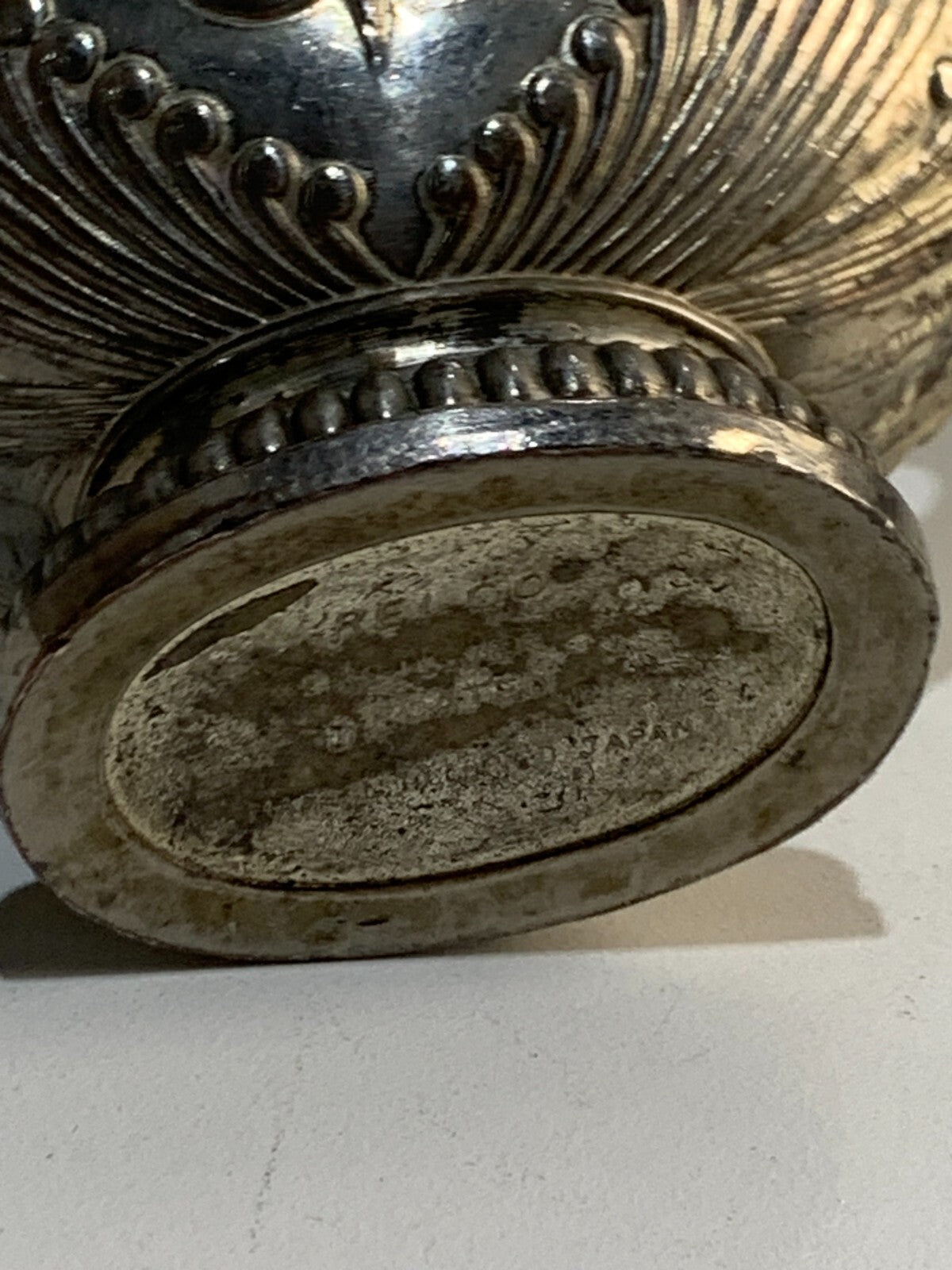 Vintage Aladdin Genie Lamp Style Tabletop Cigarette Lighter
