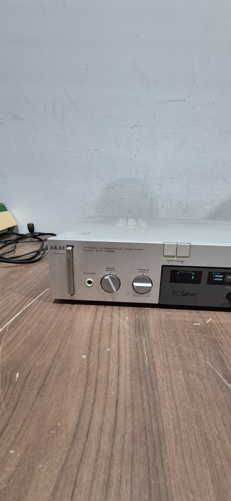 Akai AM-U310 - Integrated Amplifier