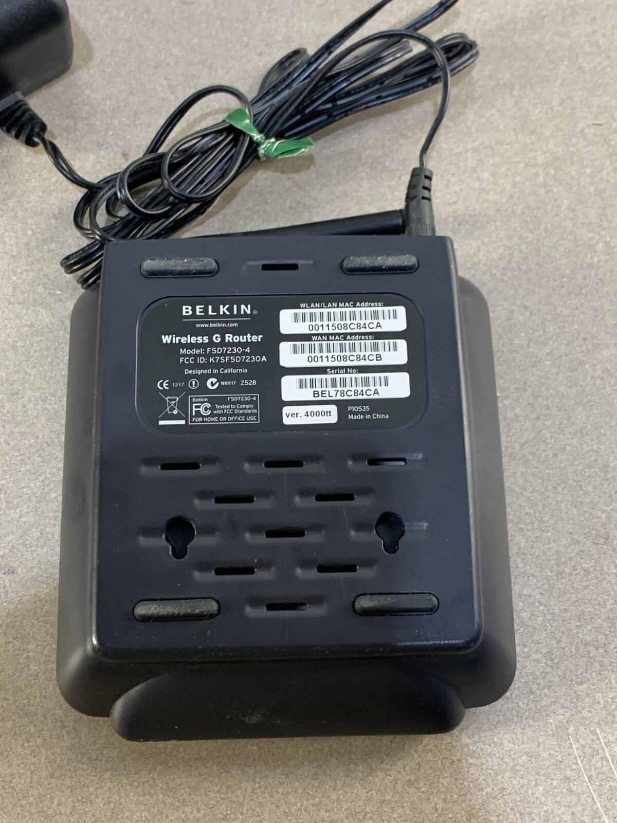 Belkin Mini Wireless G Router F5D7230-4 2.4 Ghz 802.11g 4-Port Wi-Fi ROUTER