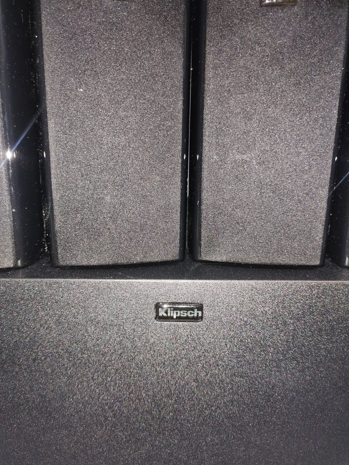 Klipsch Surround System HD Theatre 600 - SUB-8 II - With 5 Speakers FOR PARTS