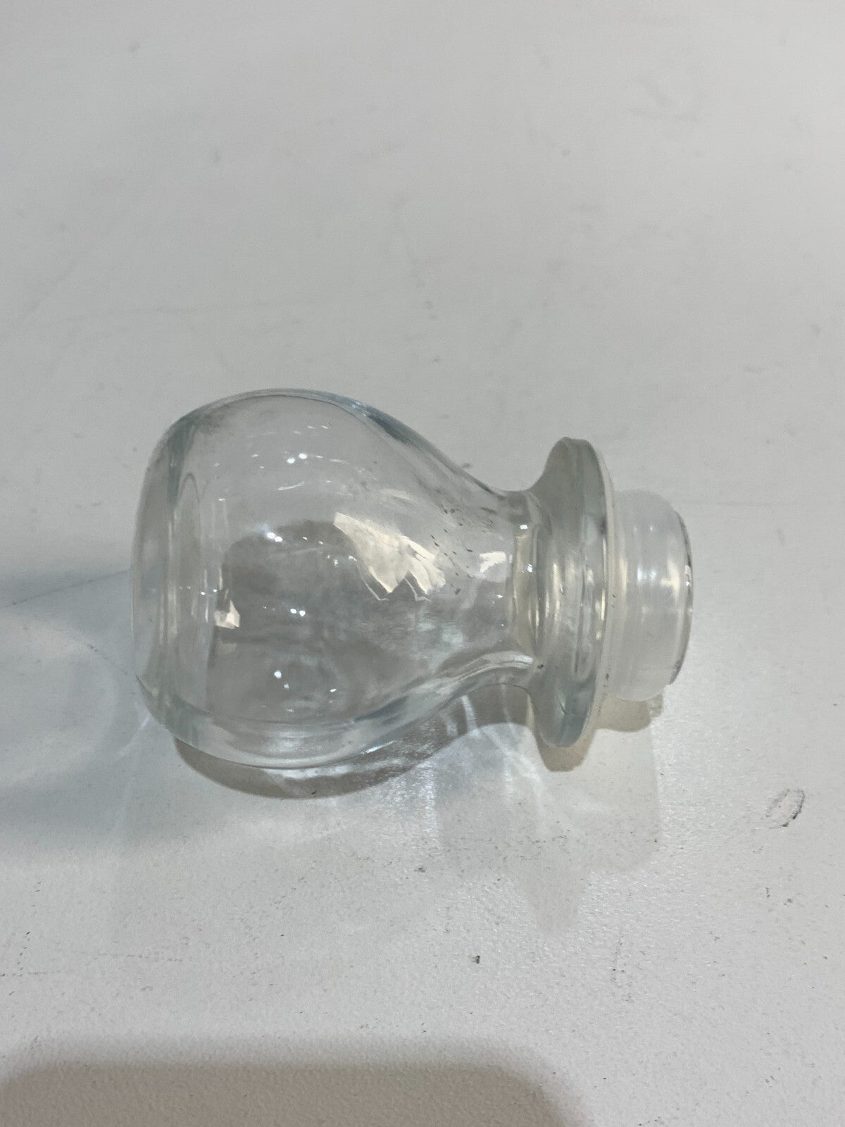 12” Italian Clear Glass Wine Decanter With Lid Made In Italy