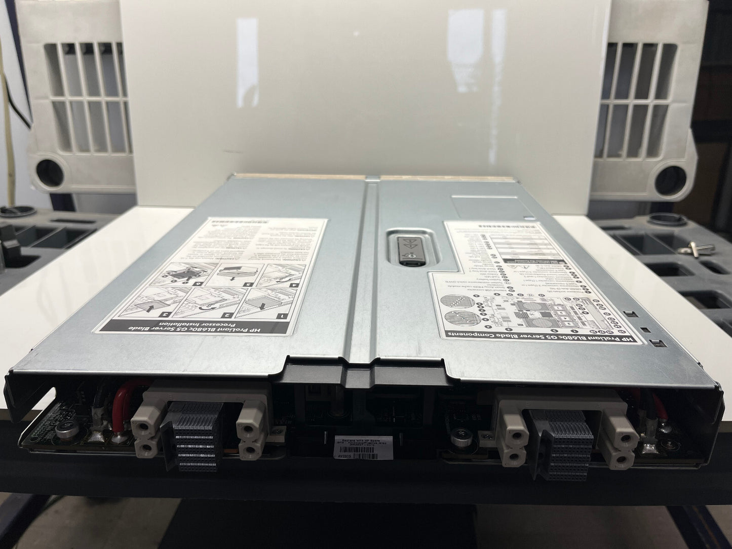 GOOD CONDITION HP ProLiant BL680c G5 Server Blade UNTESTED MXQ90400G6