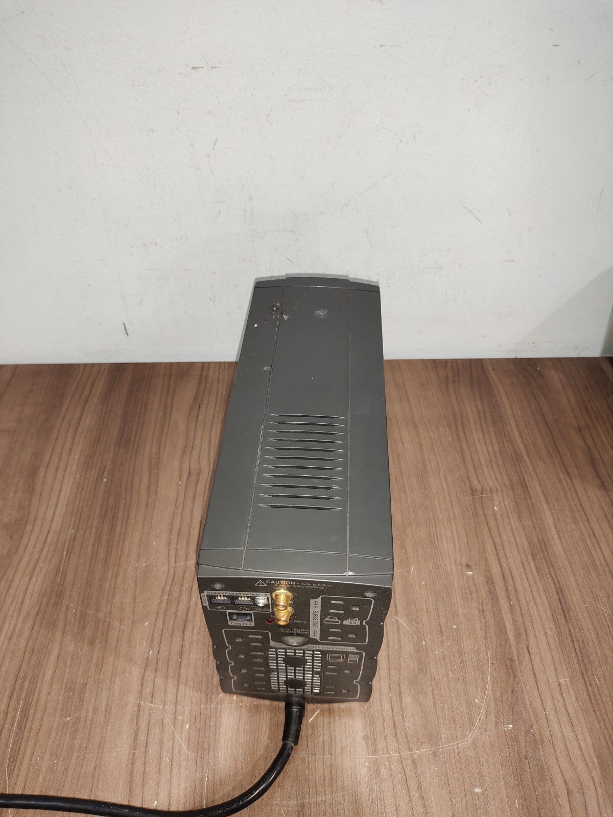 APC Back-UPS RS 1500 Battery Backup