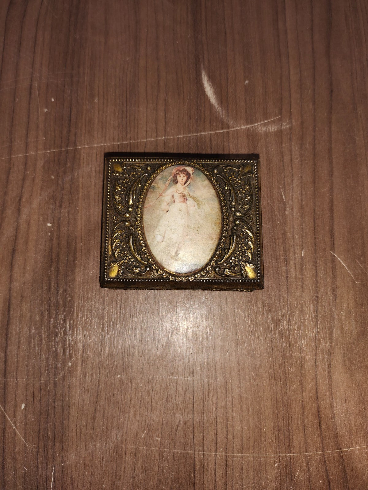 Vintage Ornate Metal Cameo Brass Trinket Jewelry Box Red Velvet Lined